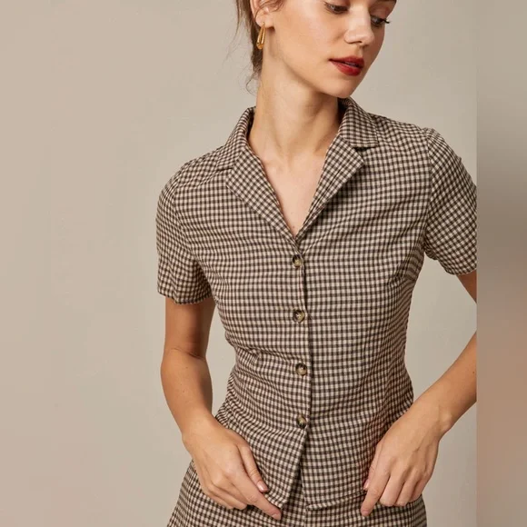 NWT RIHOAS Lapel Plaid Short Sleeve Blouse - Picture 2 of 7